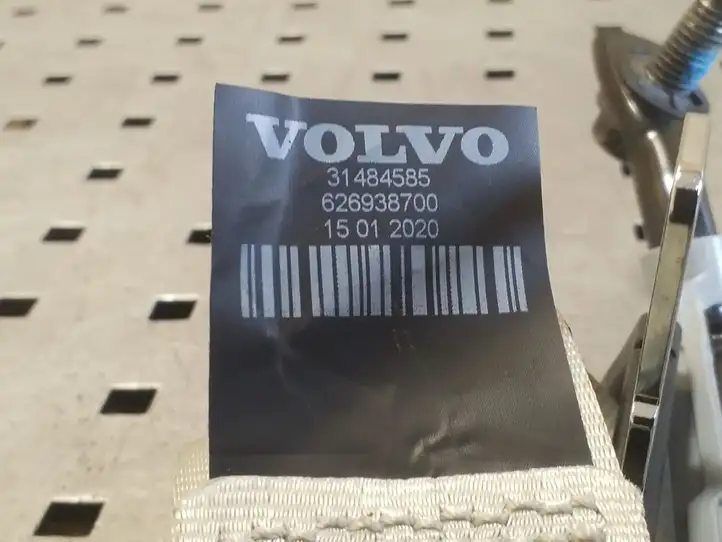 Volvo XC90 (2019 - ) 31484585 Ремень безопасности 3-го ряда — фото 2
