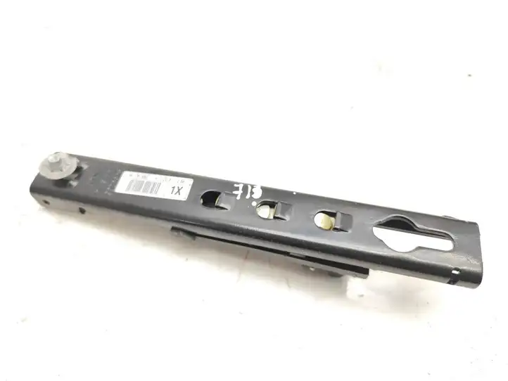 Peugeot Traveller (2016 - ) 9811351680 Регулятор ремня безопасности — фото 4