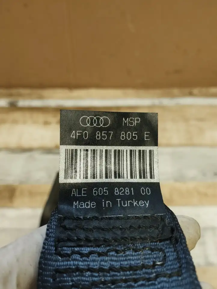 Audi A6 S6 C6 4F (2004 - 2008) 4F0857805E Задний ремень безопасности — фото 2