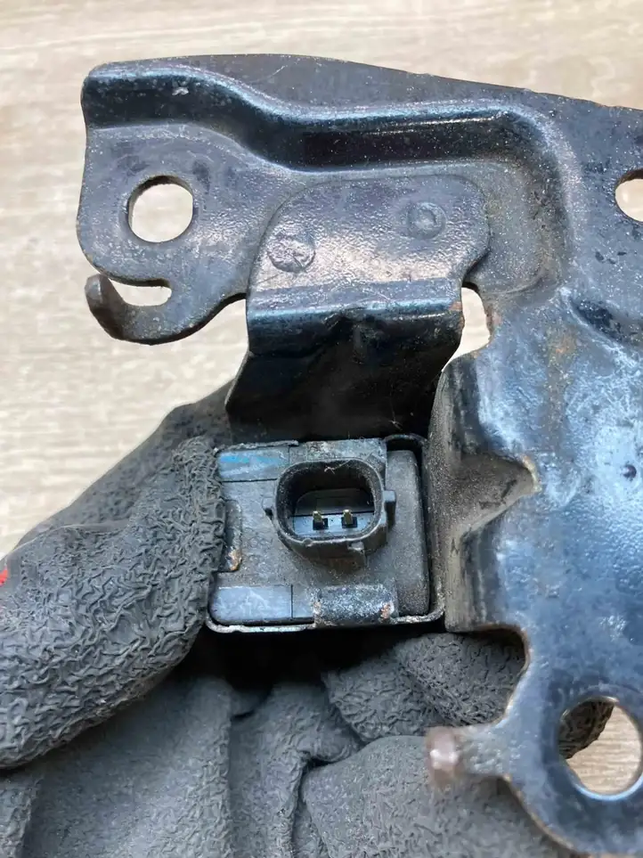 Subaru Forester SG (2003 - 2005) 98231FE030 Датчик удара SRS — фото 4