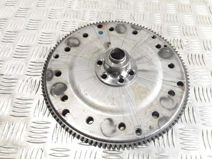 Audi A4 (2011 - 2015)  03G105323R Маховик