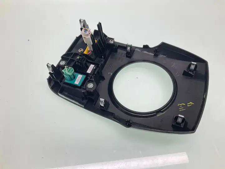 Nissan Leaf II (ZE1) (2017 - ) 969415SJ0A Рамка рычага КПП — фото 3
