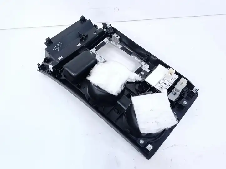 Subaru Outback (BS) (2014 - 2019) 92173AL10A Рамка рычага КПП — фото 3