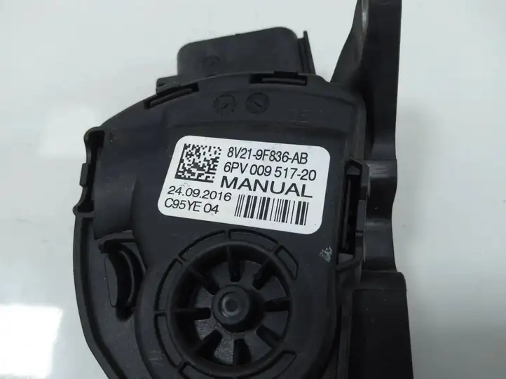 Ford Fiesta (2013 - 2017) 8V219F836AB Педаль акселератора — фото 2