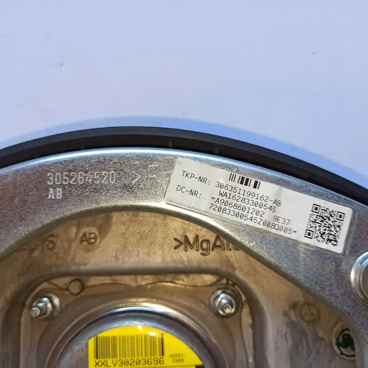 Mercedes-Benz Sprinter W906 (2006 - 2018) a9068601202 Подушка безопасности руля — фото 4