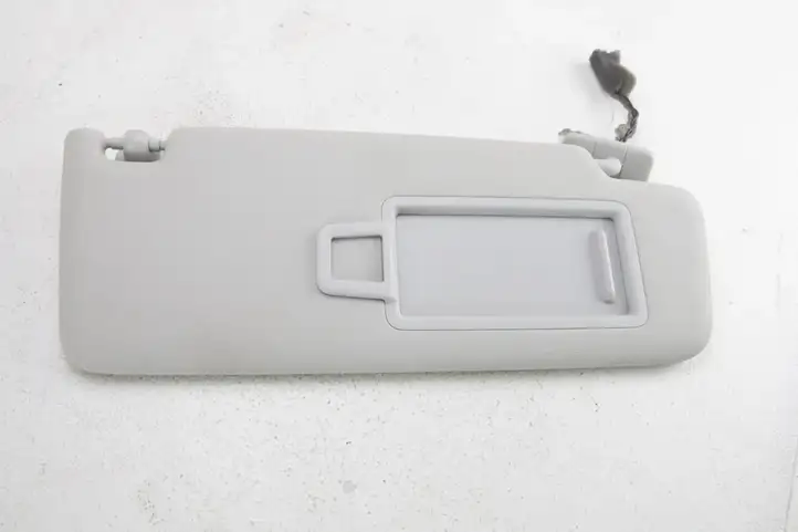 Volkswagen Golf VII (2013 - 2019)  5G0857552AH Щиток от солнца