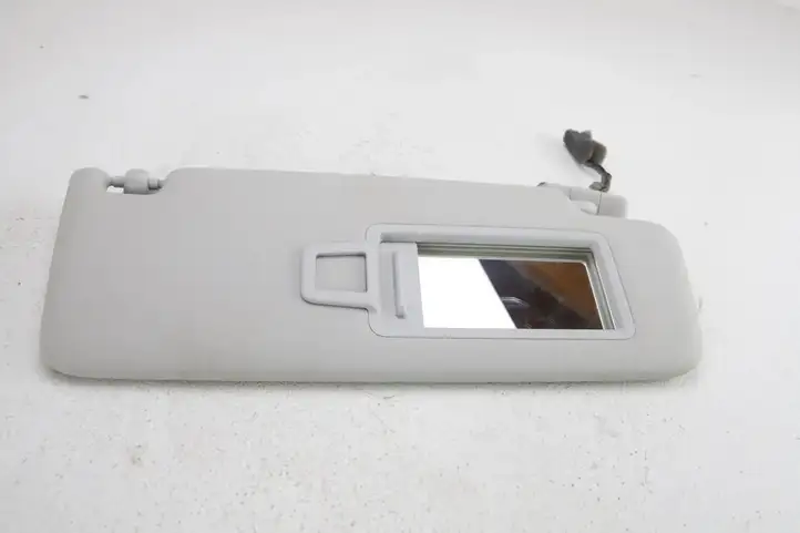 Volkswagen Golf VII (2013 - 2019)  5G0857552AH Щиток от солнца