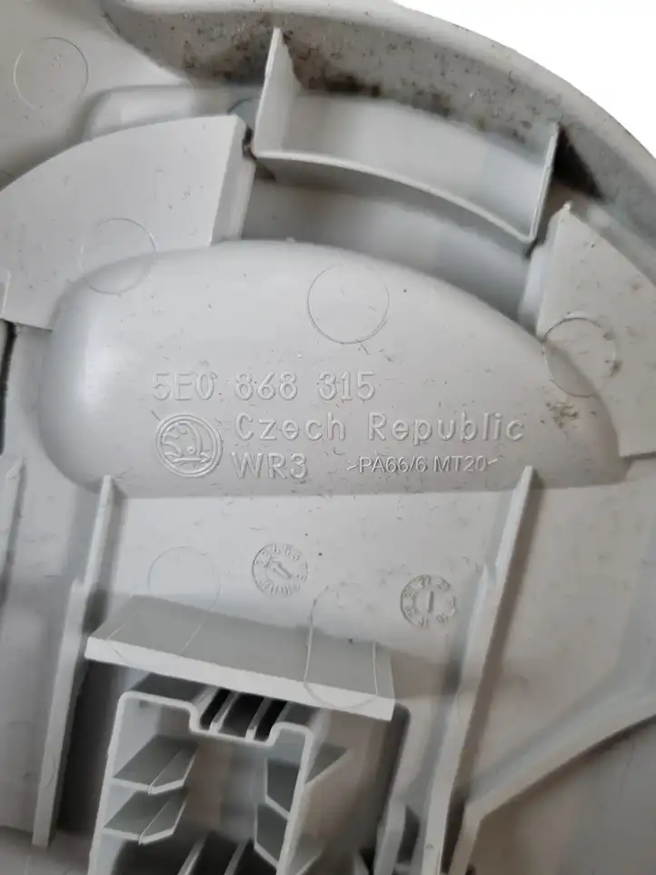 Skoda Octavia Mk3 (5E) (2013 - 2019) 5E0867243 Верхняя обшивка стойки B — фото 3