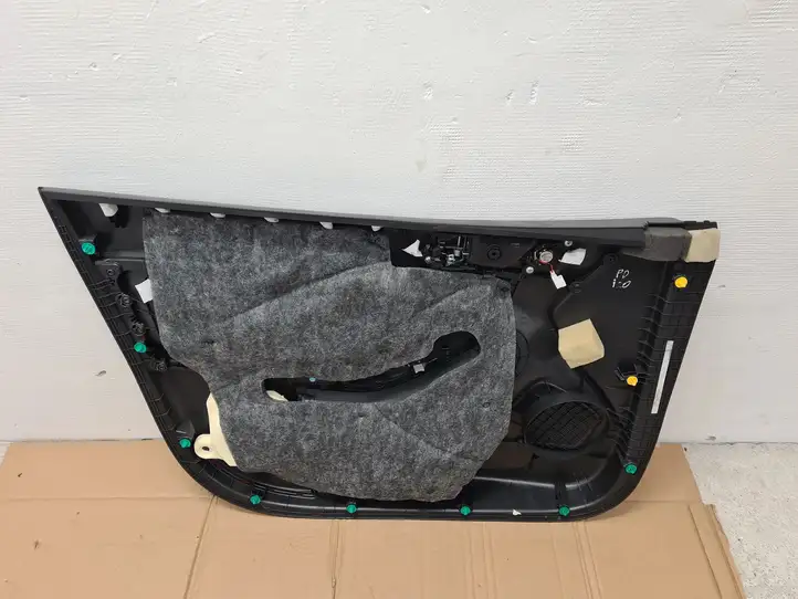 Hyundai i20 (GB IB) (2014 - 2018) 82320C8010 Обшивка передней двери — фото 6