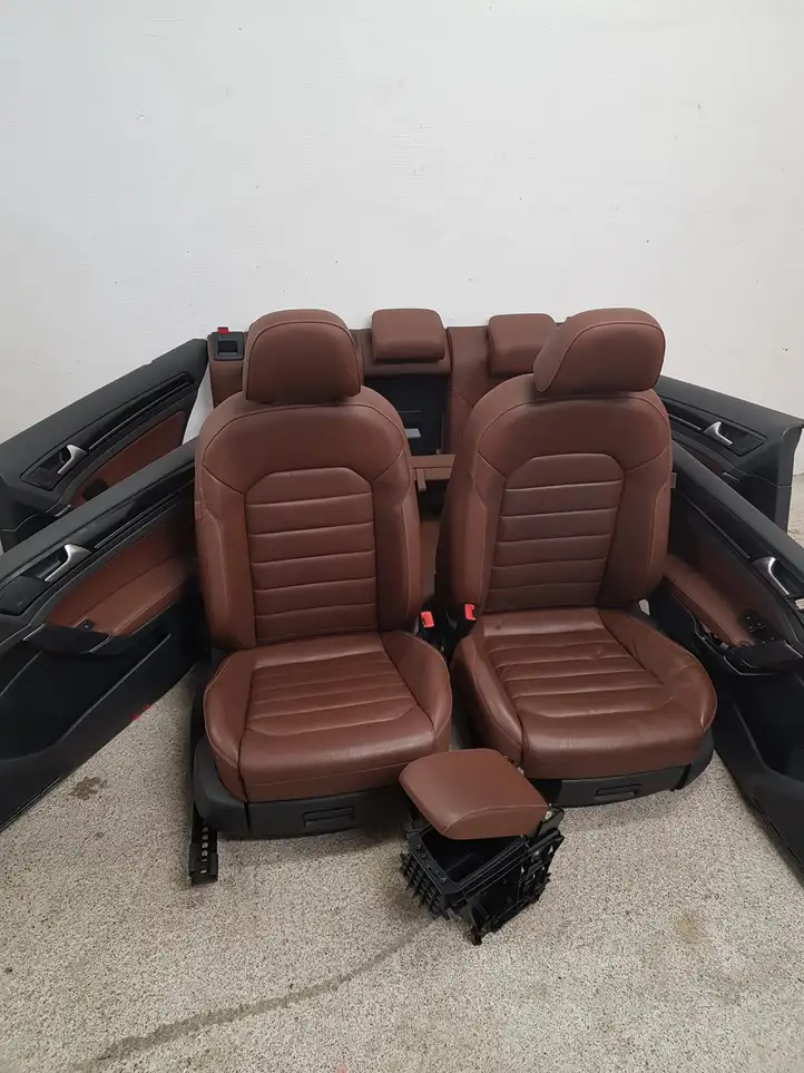 Volkswagen Golf VII (2013 - 2019) 5G4867211 Комплект салона — фото 1