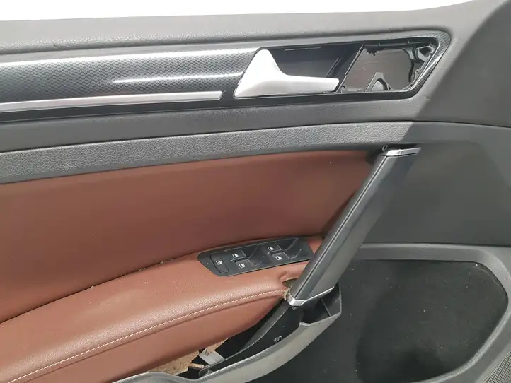 Volkswagen Golf VII (2013 - 2019) 5G4867211 Комплект салона — фото 2