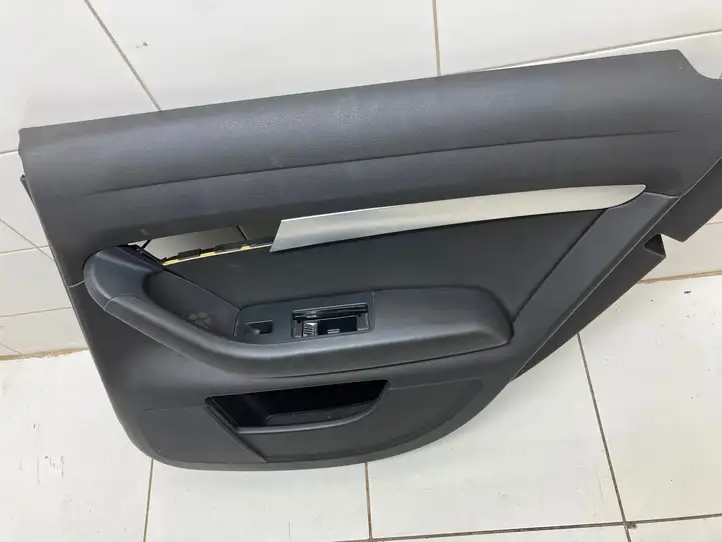Audi A6 Allroad C6 (2006 - 2008) 4F0867306 Обшивка задней двери — фото 5
