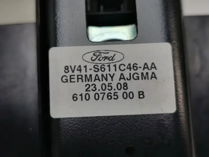 Ford Kuga I (2008 - 2012) 8V41S611C46AA Регулятор высоты ремня безопасности — фото 4