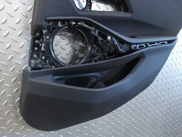 BMW 3 G20 G21 (2019 - ) 97106721 Обшивка задней двери — фото 2