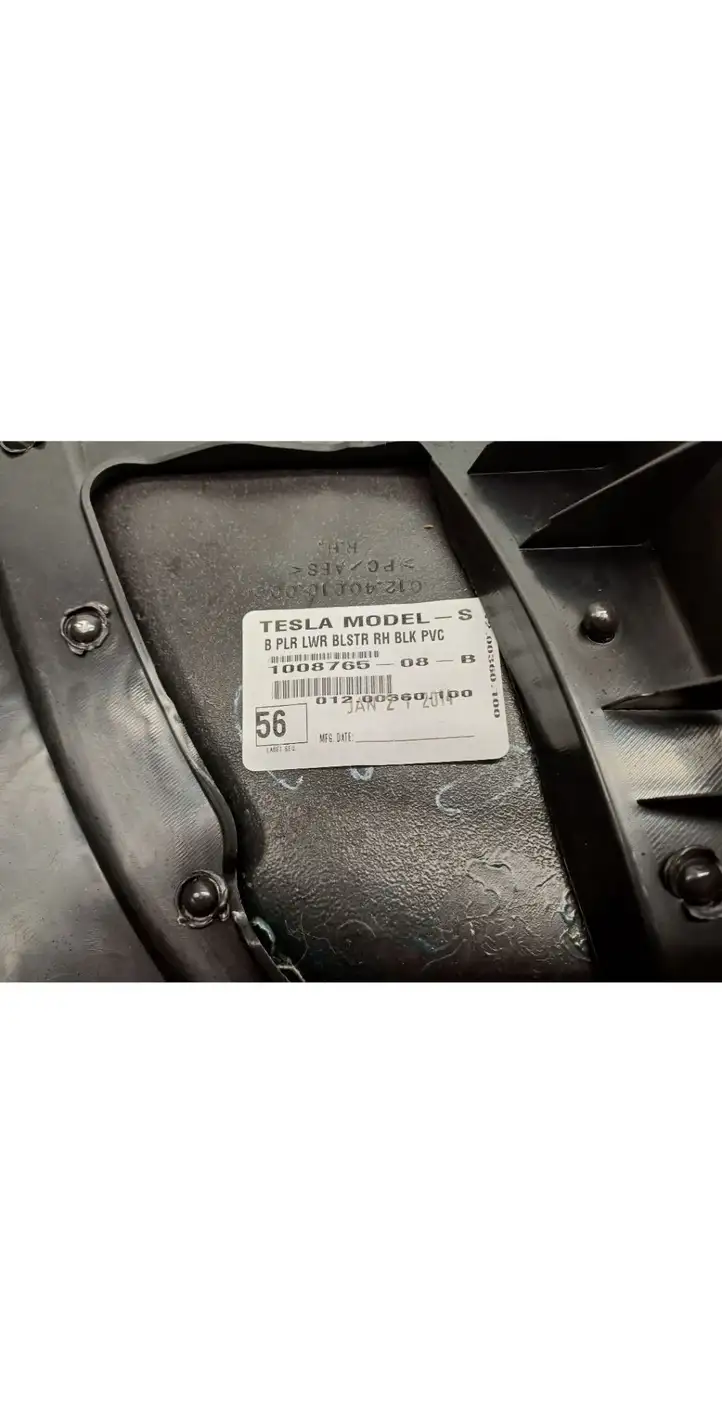 Tesla Model X (2015 - 2021) 1008765-08-B Нижняя обшивка стойки B — фото 3