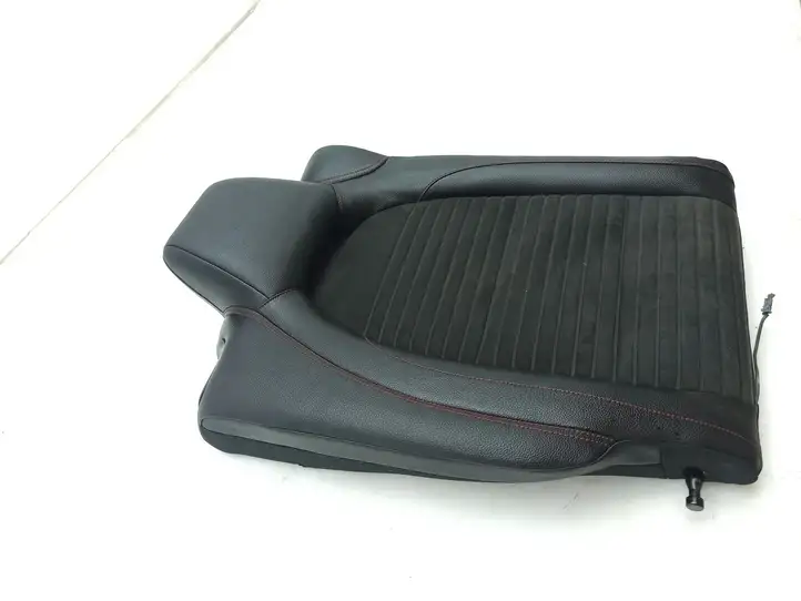 Mercedes-Benz CLA C117,X117,W117 (2013 - 2019) Заднее сиденье — фото 10
