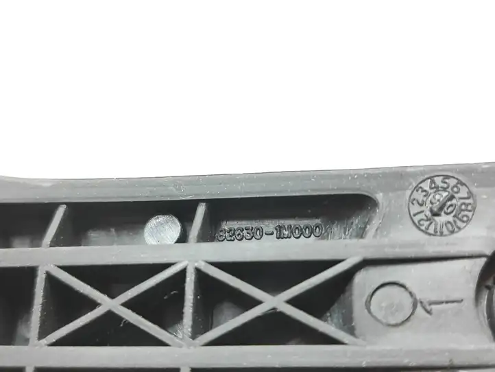 Kia Ceed (2015 - 2018) 826301M000 Ручка стеклоподъемника — фото 3