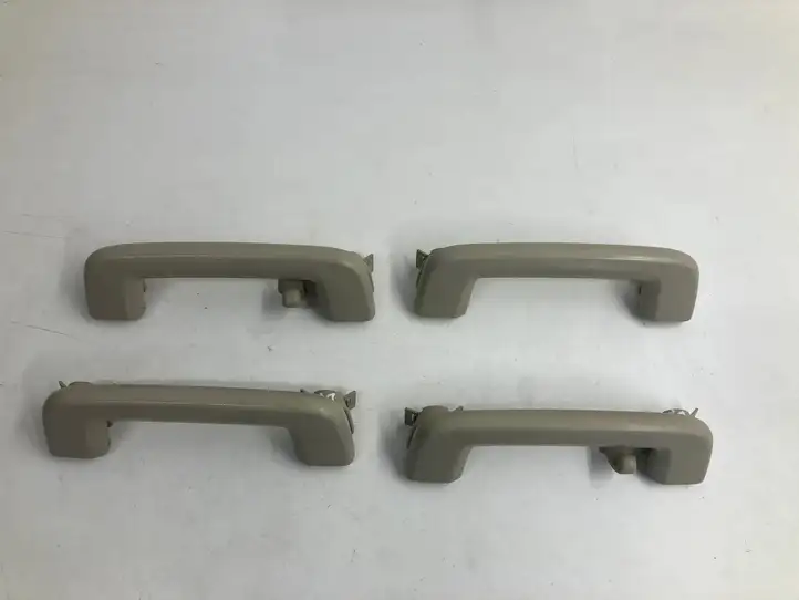 Volvo XC60 (2008 - 2013)   Набор ручек для потолка