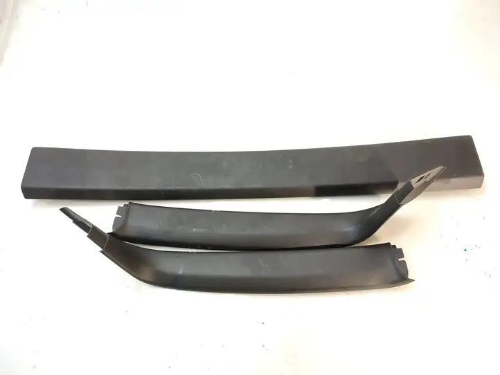 BMW 5 E60 E61 (2004 - 2010) 7061395 Комплект обшивки крышки багажника — фото 1