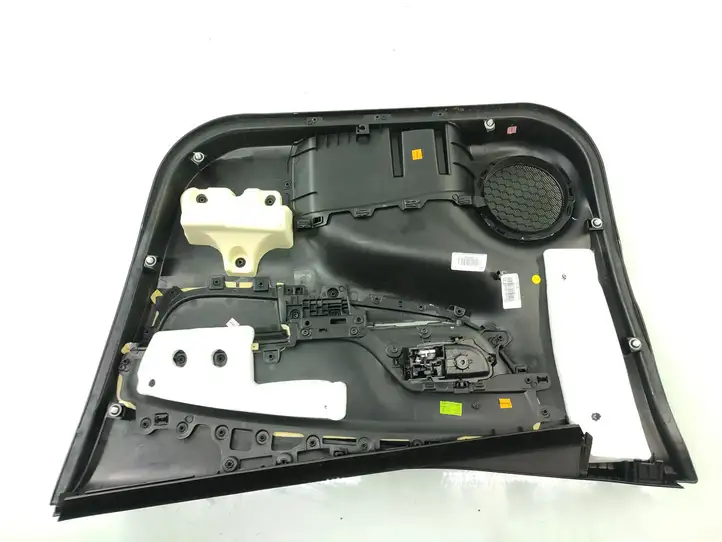 Toyota Yaris (2019 - ) 676200DN60C3 Обшивка передней двери — фото 5