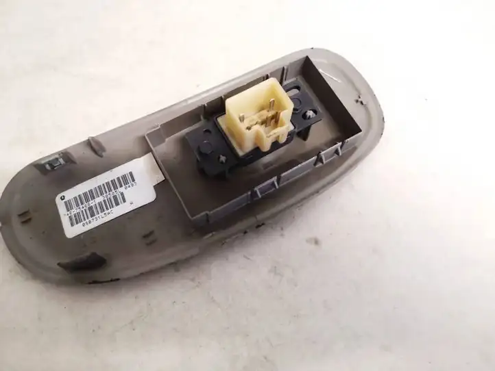 Chrysler Voyager (2001 - 2004) 746754681 Блок кнопок стеклоподъемников — фото 2