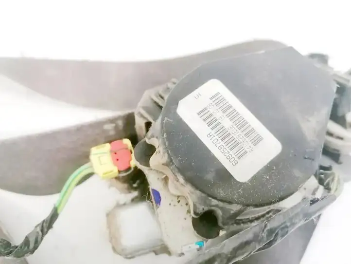 Dodge Caliber (2006 - 2012) 609259701A Передний ремень безопасности — фото 3