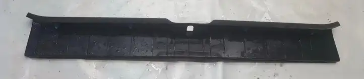 Toyota Corolla Verso E121 (2001 - 2004) 6471613150 Прочая отделка багажника — фото 2
