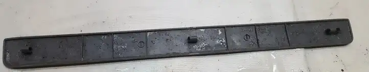 Toyota Avensis Verso (1995 - 2001) 6791144040 Внутренняя отделка переднего порога — фото 2
