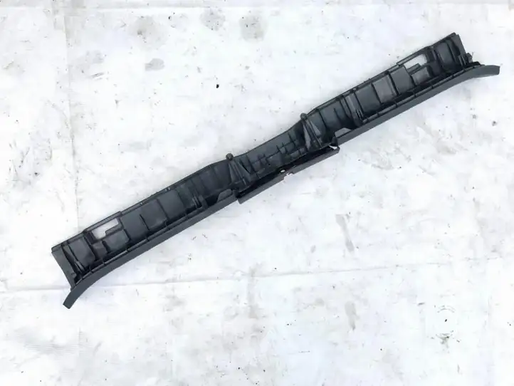 Toyota Prius (XW20) (2003 - 2009) 6471647020 Прочая отделка багажника — фото 2