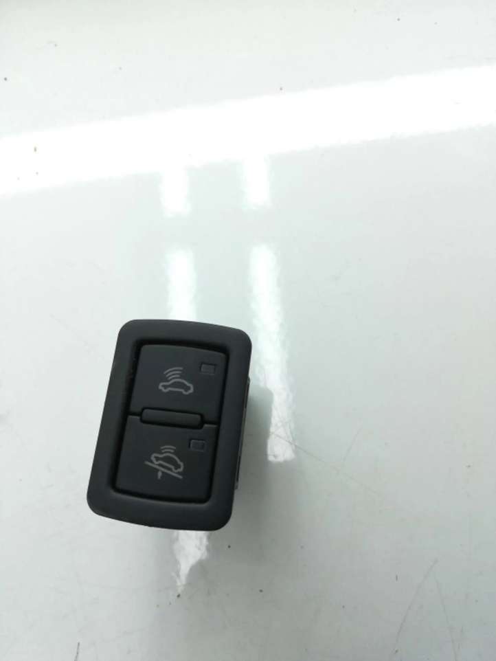 4F0962109 Audi A6 Allroad C6 Signalizacijos jungtukas