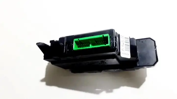 Volvo V70 (2000 - 2004) 30737519 Кнопка стеклоподъемников — фото 2