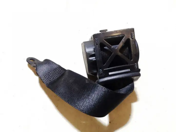 BMW 2 F22 F23 (2013 - 2017)  7259391 Задний ремень безопасности