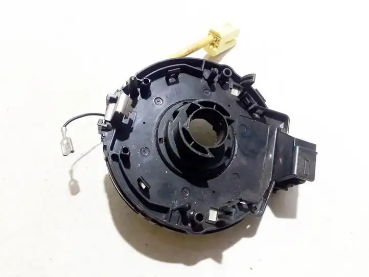 Toyota Corolla Verso E121 (2001 - 2004) vj0i350173 Контактное кольцо SRS — фото 2