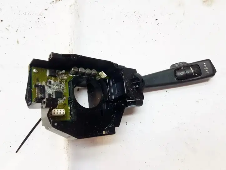 Volvo V50 (2004 - 2008) 17G521A Переключатель стеклоочистителей — фото 1