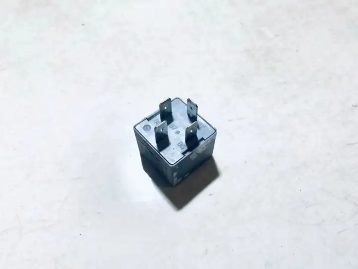 Skoda Roomster (5J) (2006 - 2010) 141951253b Другое реле — фото 2