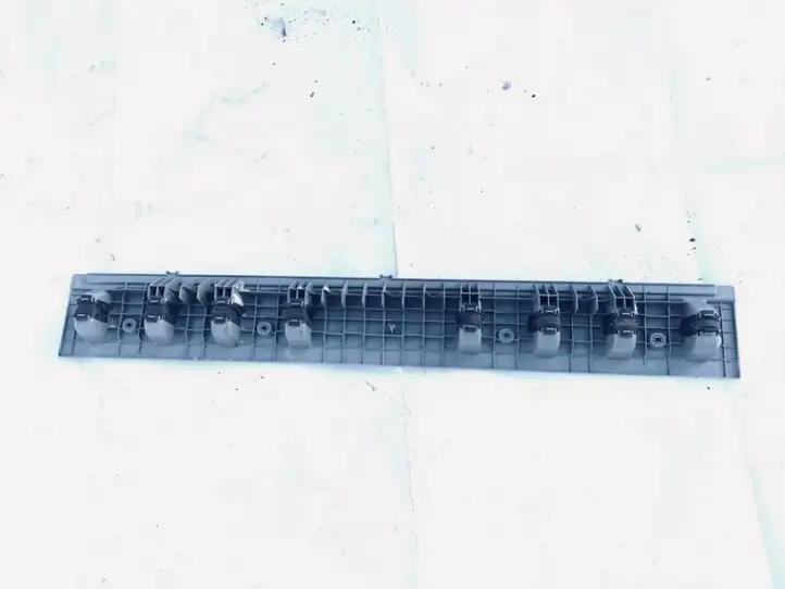 Renault Scenic I (1996 - 2003) 7700845649 Прочая отделка багажника — фото 2