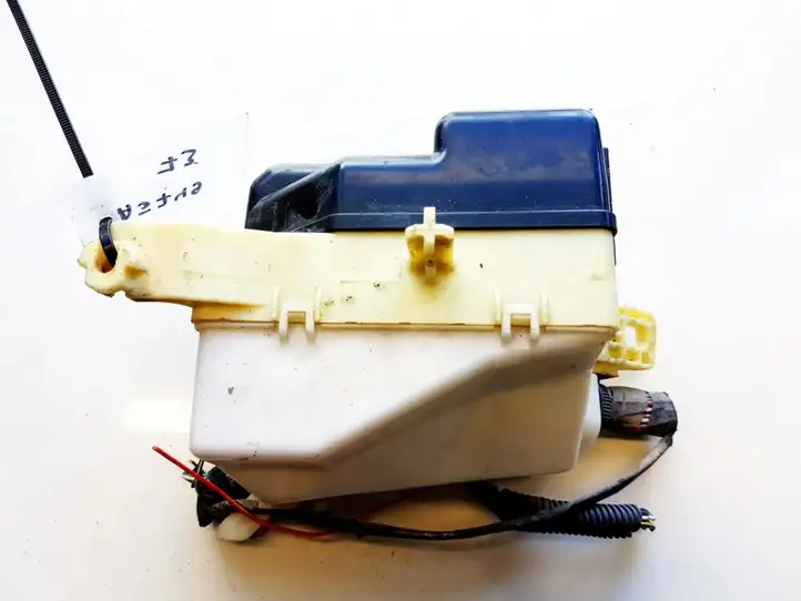 Toyota Yaris Verso (1999 - 2005)   Ящик предохранителей (комплект)