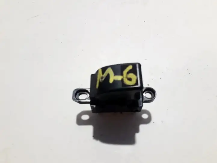 Mazda 6. (2002 - 2005)  3583137 Кнопка стеклоподъемников