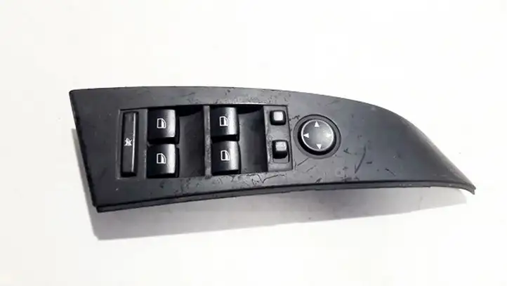 BMW 5 E60 E61 (2004 - 2010) 6943246 Кнопка стеклоподъемников — фото 1
