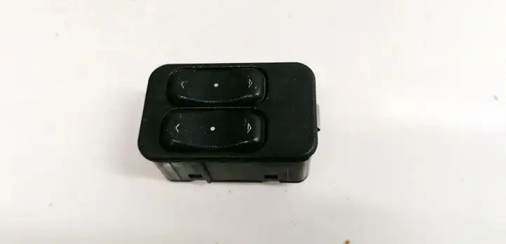 Opel Zafira A (1999 - 2003) 13363201 Блок кнопок стеклоподъемников — фото 1