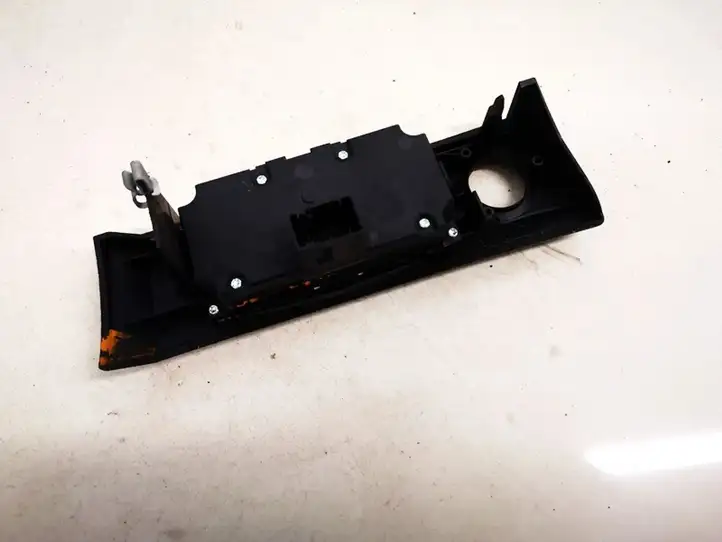 BMW 5 E60 E61 (2004 - 2010) 6953731 Включатель фонарей — фото 3