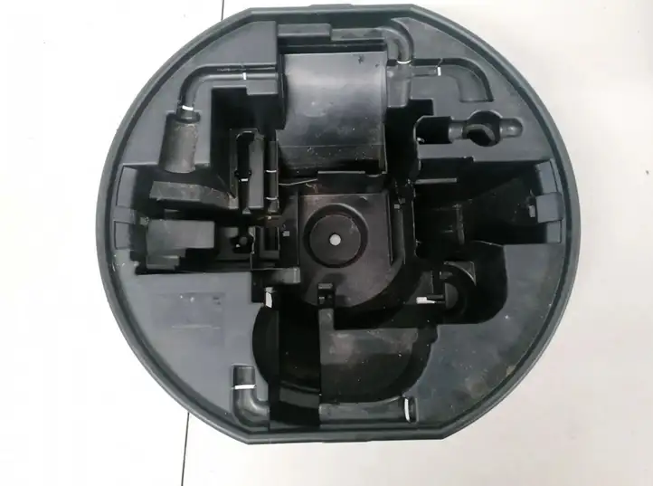 Toyota Verso (2009 - 2012) 9642729780 Обшивка ниши запасного колеса — фото 1