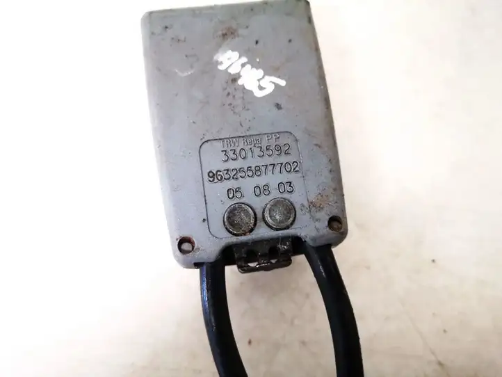 Citroen C5 (2001 - 2004) 963255877702 Замок заднего ремня — фото 2