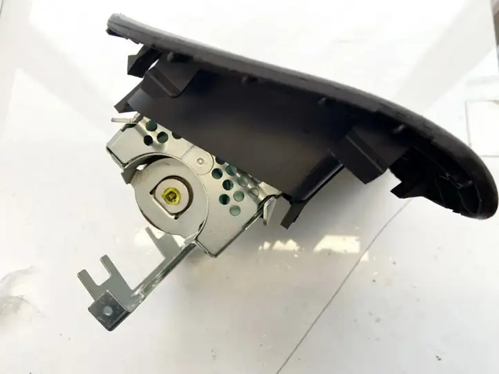 Nissan Almera N16 (2000 - 2010) kpbm4027020376 Подушка безопасности пассажира — фото 3