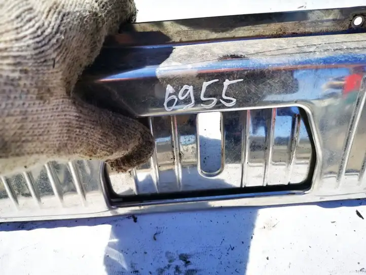 Mercedes-Benz E W211 (2002 - 2009) a2116900189 Прочая отделка багажника — фото 2