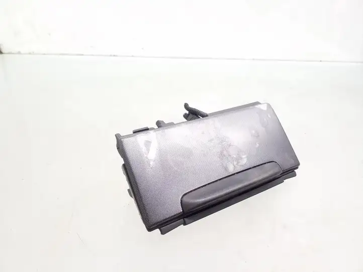 Honda Accord (2003 - 2007) Пепельница — фото 1