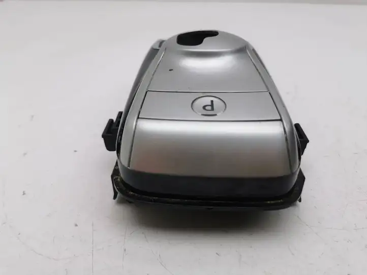 Mitsubishi Outlander (2014 - 2016)   Рамка рычага переключения передач