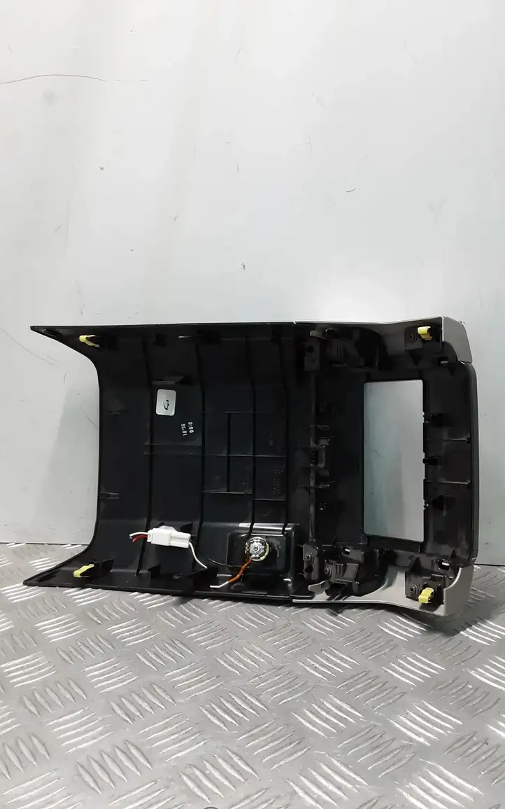 Toyota Land Cruiser (J150) (2009 - ) 5890360510 Декоративная отделка — фото 6