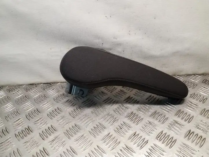 Opel Mokka (2012 - 2016)   Подлокотник