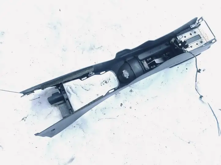 Nissan Almera N16 (2000 - 2010)  969105m300 Подлокотник